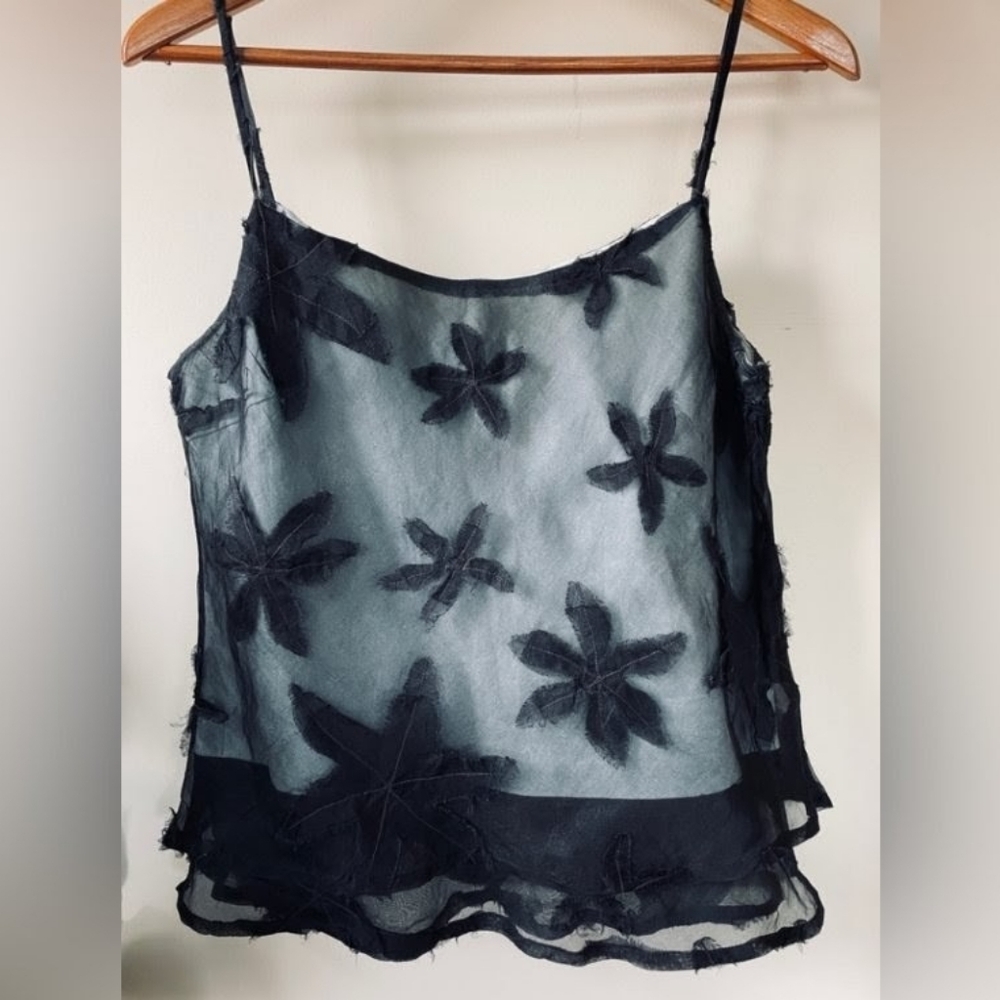 ✨ Aideen Bodkin Silk & Linen Floral Appliqué Camisole Top